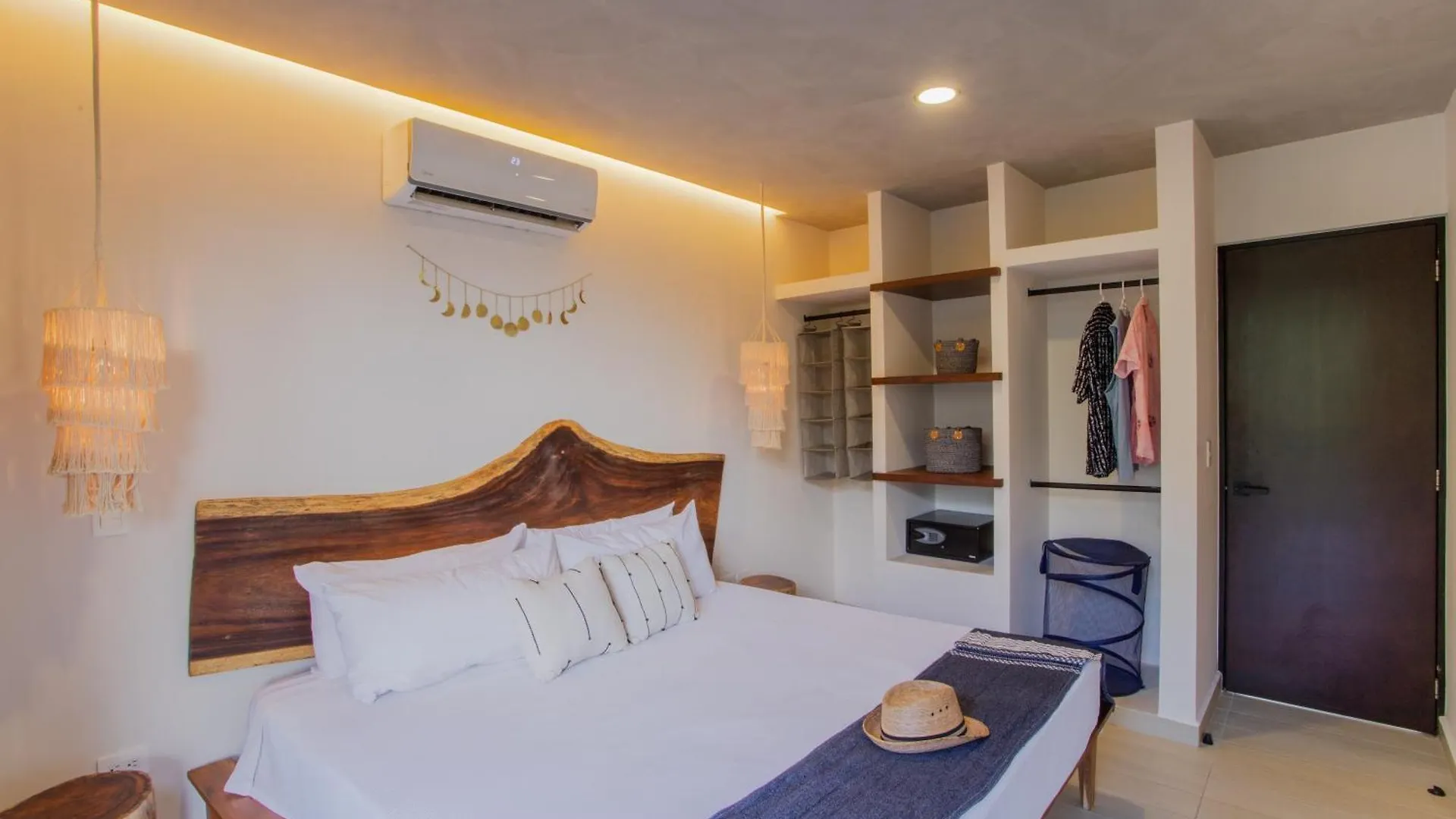 Penthouse Whit Privare Roof Top Tulum 0*,  Mexico